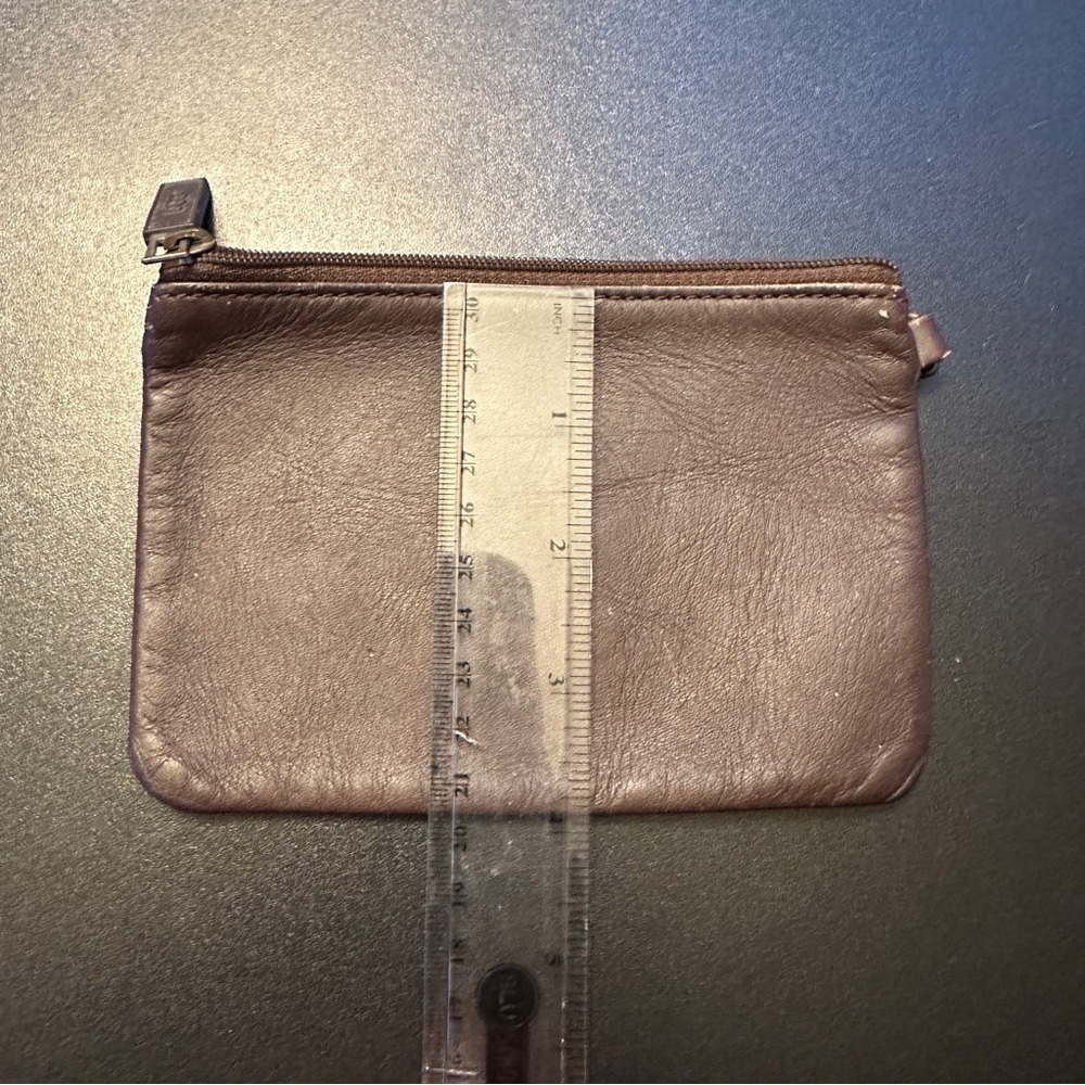 UGG Brown Leather Cosmetic zippered Bag Essential Organizer for purse - Picture 10 of 12